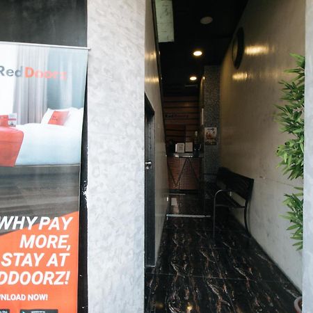 Reddoorz Near Quiapo Church Манила Екстериор снимка